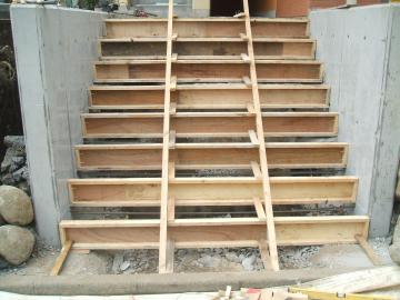 階段　型枠