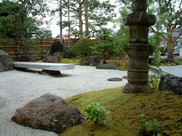 藤長寺の庭