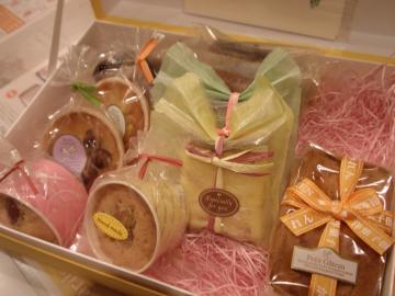 贈り物　お菓子