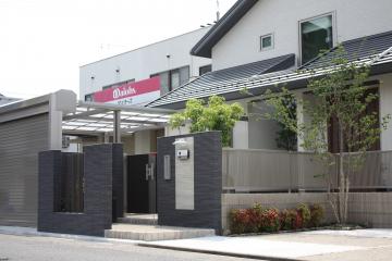 愛知　外構工事　シャッター