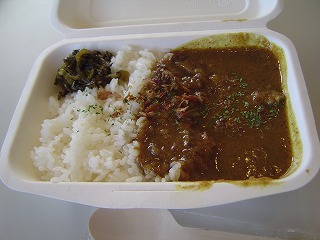 うめやん　牛すじカレー