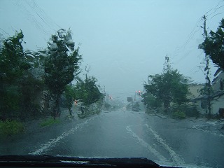 はげしい雨