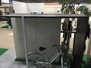 自転車置き場②