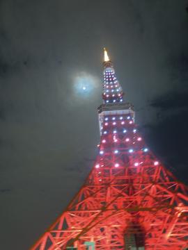月食　東京タワー