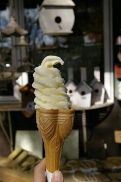 清里萌木の村のソフトクリーム