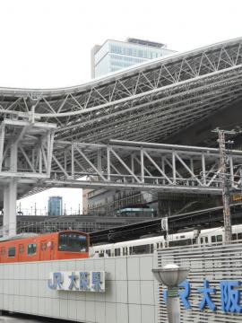 大阪駅プラットホーム