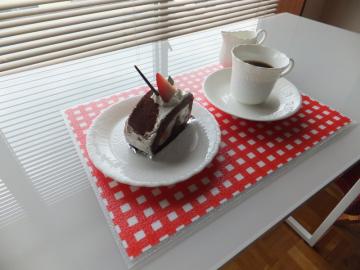 すずらん工房の特殊樹脂加工を施したすべらないランチョンマット