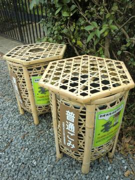 京都のゴミ箱は風流