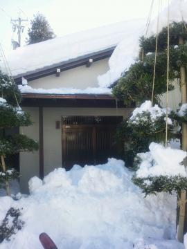 屋根雪降ろし