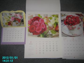 3 roses calendars