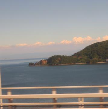 因島大橋からの大浜の海