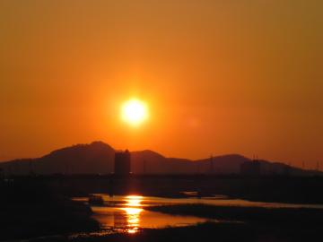 「渡良瀬橋」からの夕景