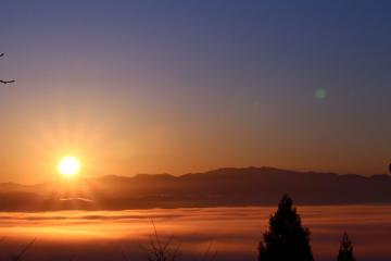 大森公園からの日の出と雲海